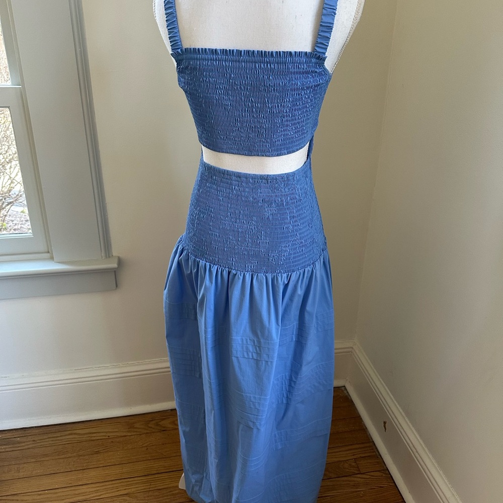 SAYLOR NEW Tiffani Smocked Blue Dress with Cut out Back size Small - Picture 14 of 16